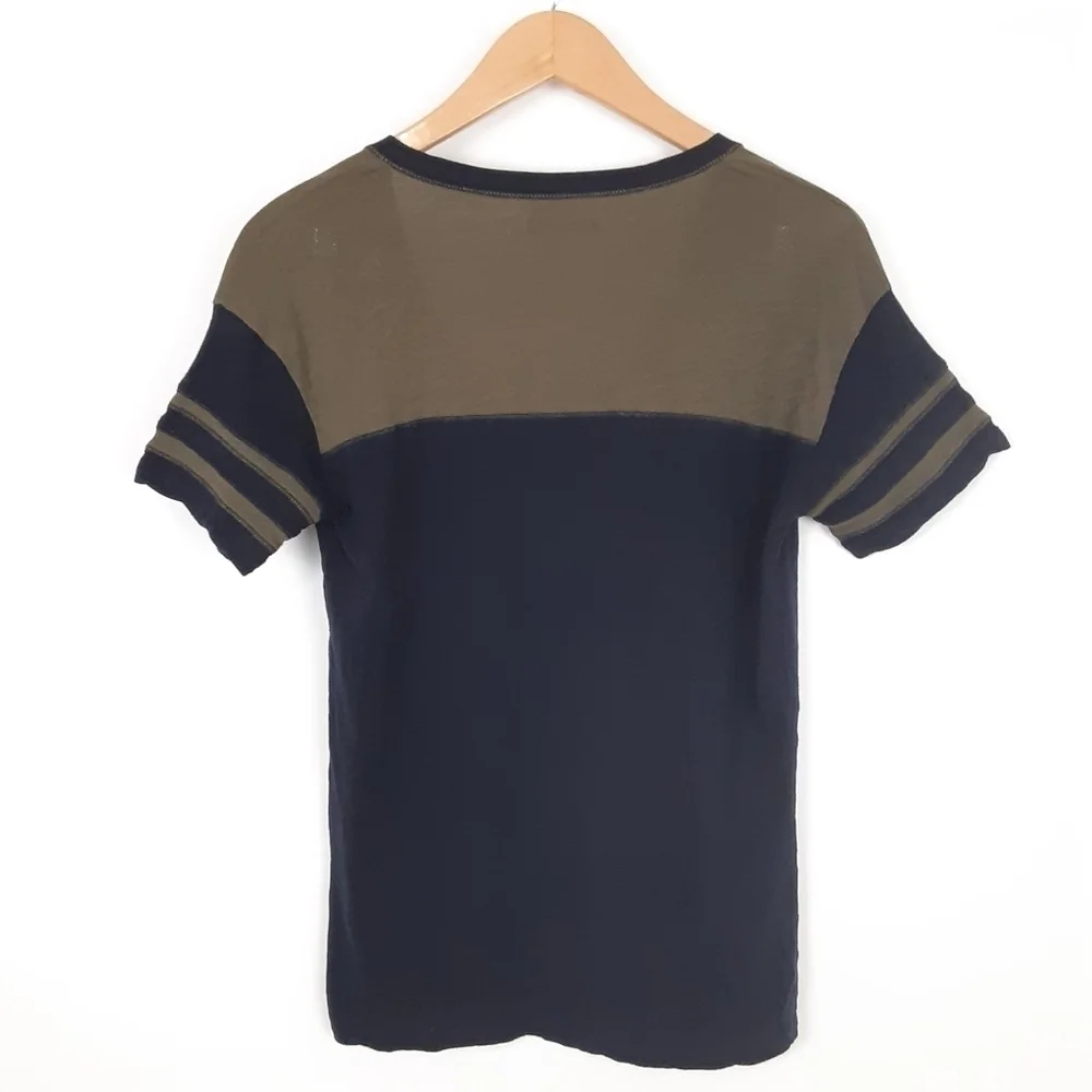 Madewell | V Neck Tee_7